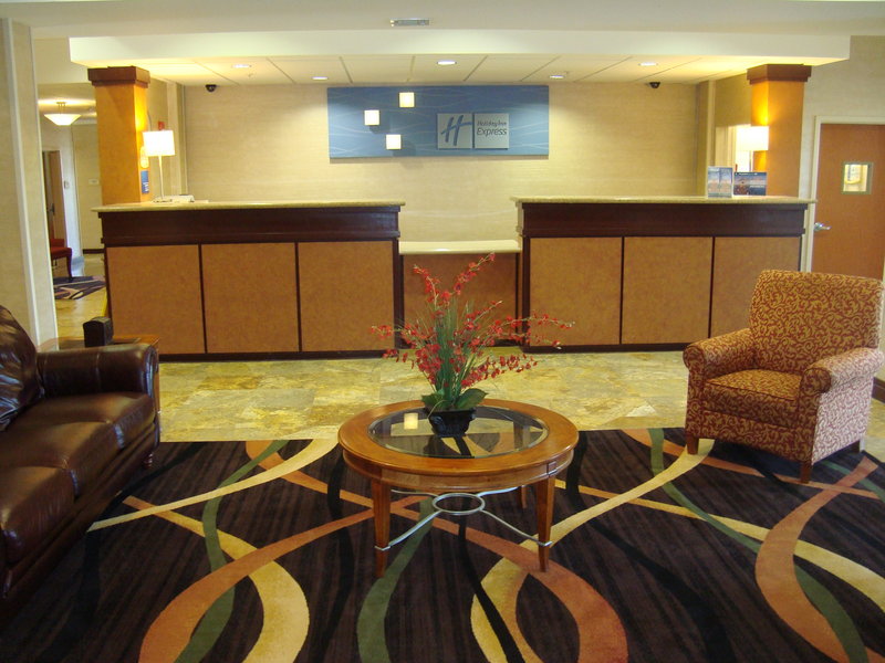 Holiday Inn Express New Orleans East - Metairie, LA