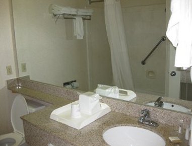 Baymont Inn & Suites - Temple, TX
