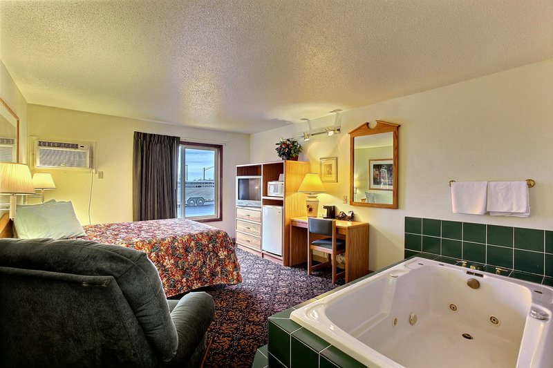 Fergus Inn - Fergus Falls, MN