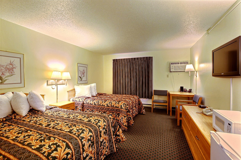 Fergus Inn - Fergus Falls, MN