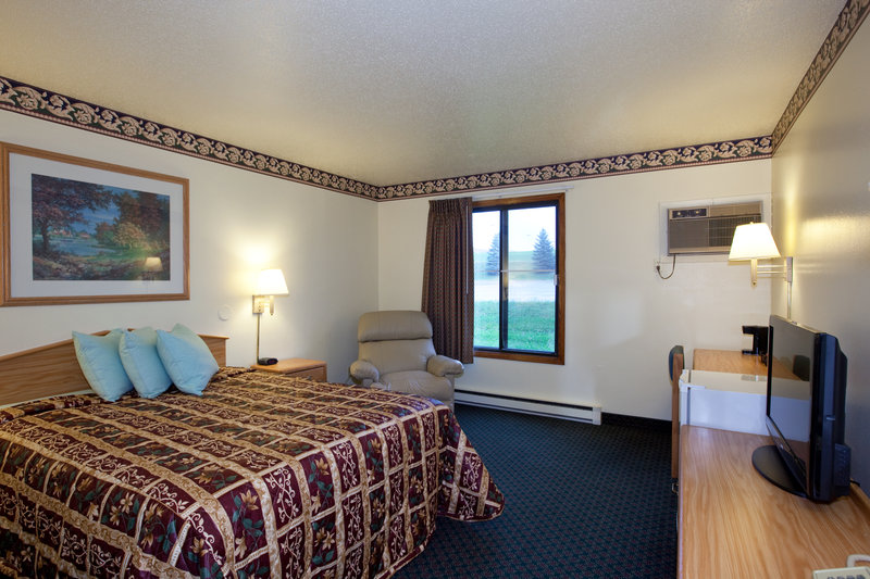 Fergus Inn - Fergus Falls, MN
