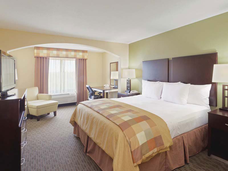 La Quinta Inn & Suites Hickory - Conover, NC