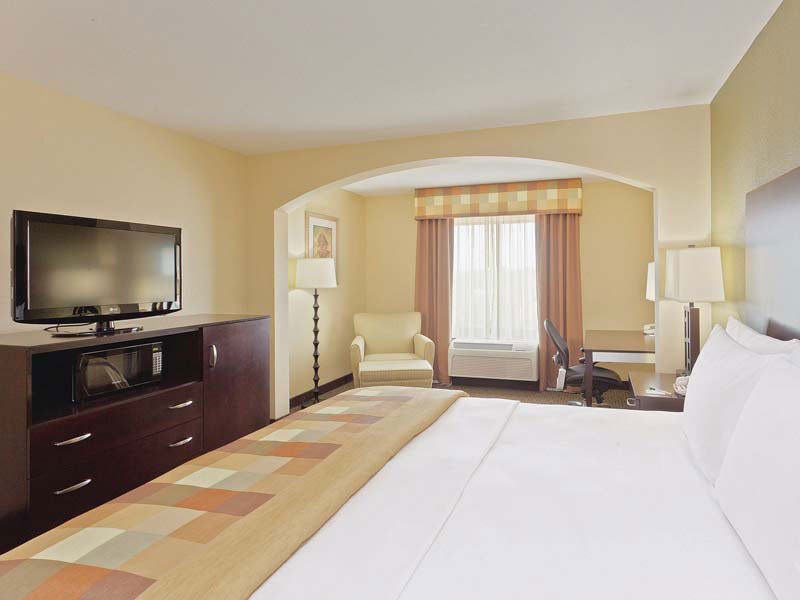 La Quinta Inn & Suites Hickory - Conover, NC