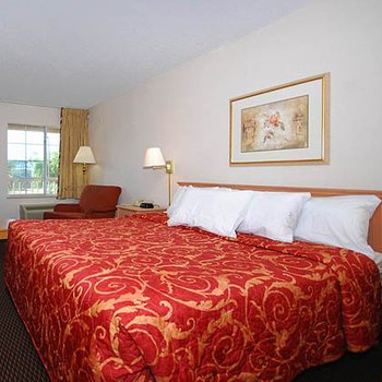 Magnuson Hotel Baton Rouge - Room