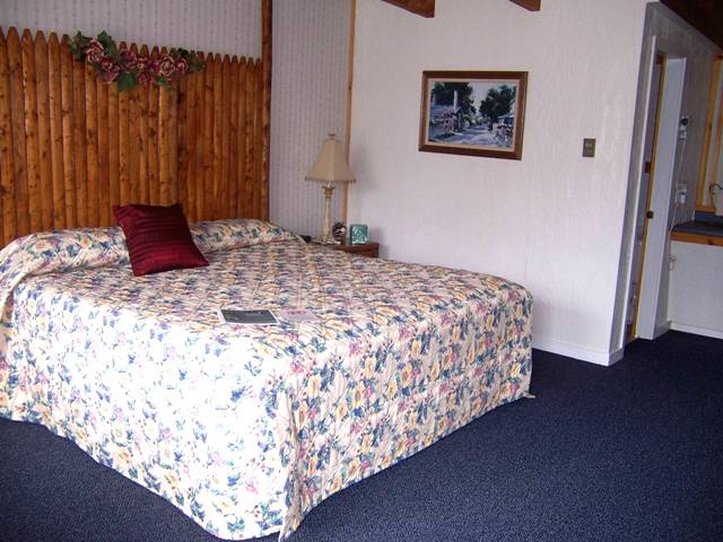 Twilite Motel - Ellsworth, ME