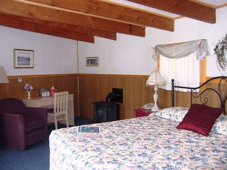 Twilite Motel - Ellsworth, ME