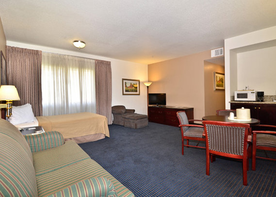 Quality Inn & Suites Oceanview - Capistrano Beach, CA