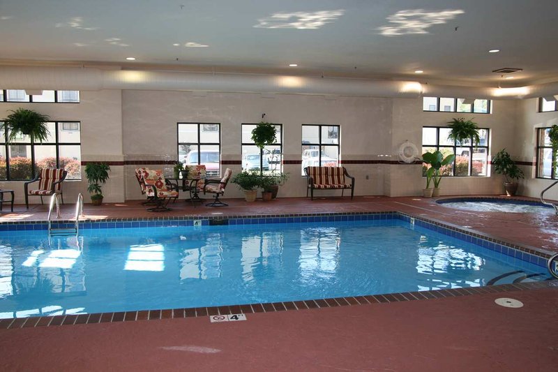 Hampton Inn & Suites Springfield - Springfield, MO