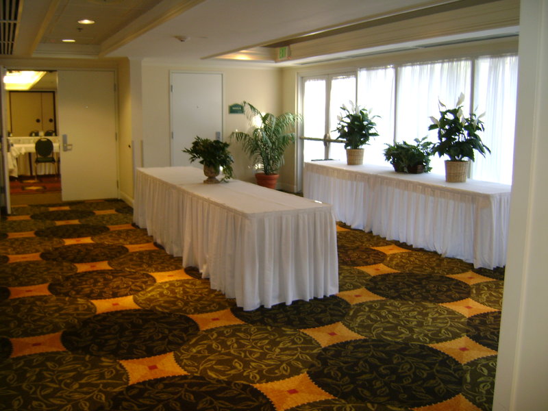 Hilton Garden Inn Redding - Redding, CA