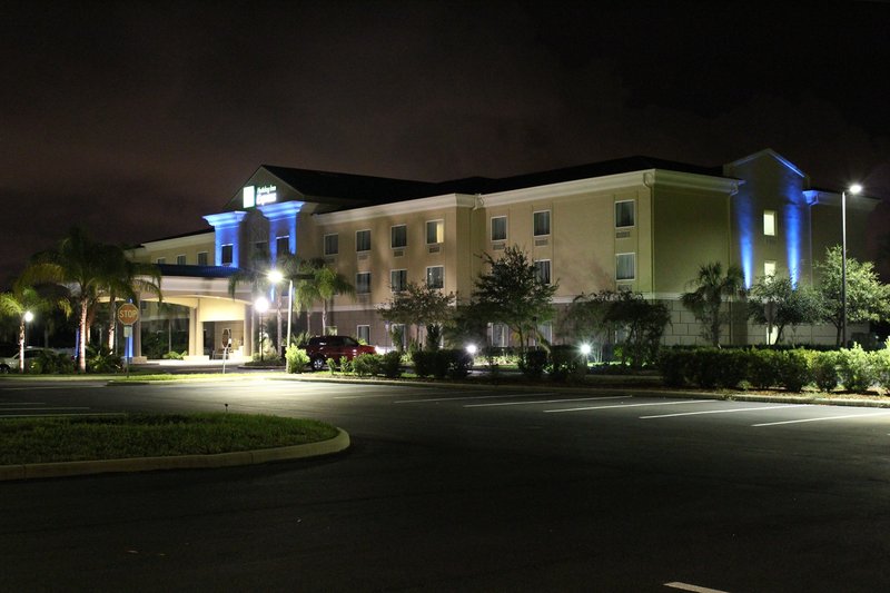 Holiday Inn Express & Suites COCOA - Cocoa, FL