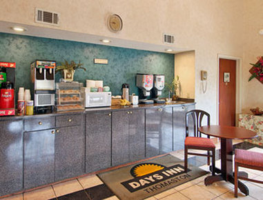 Days Inn - Thomaston, GA