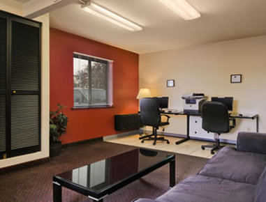 Super 8-Spokane Valley - Spokane, WA