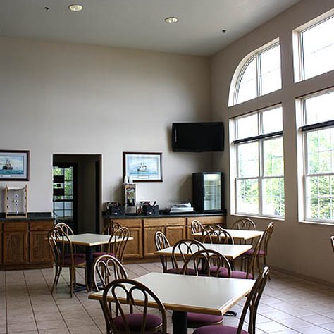 Best Western Lakefront Inn & Suites - Paradise, MI