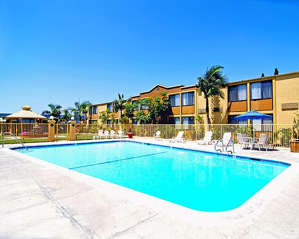 Motel 6 - Carson, CA