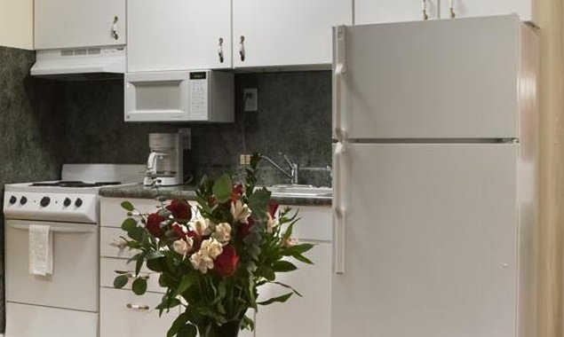 Luxbury Inn & Suites - Maryville, TN