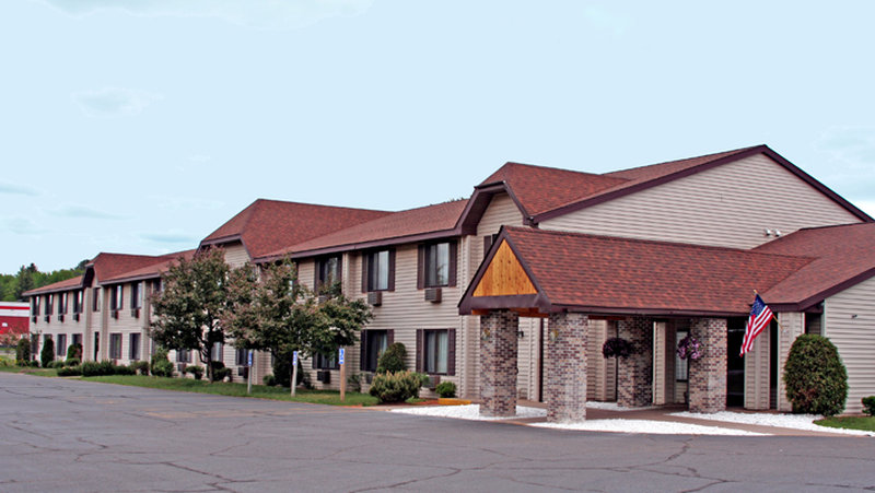 Best Western Country Inn - Ishpeming, MI