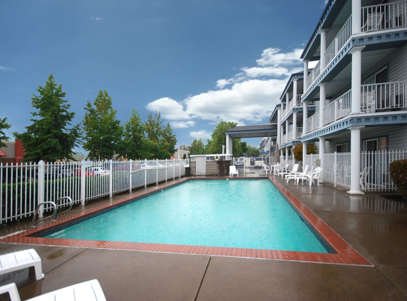 BEST WESTERN Grand Manor Inn & Suites - Corvallis, OR