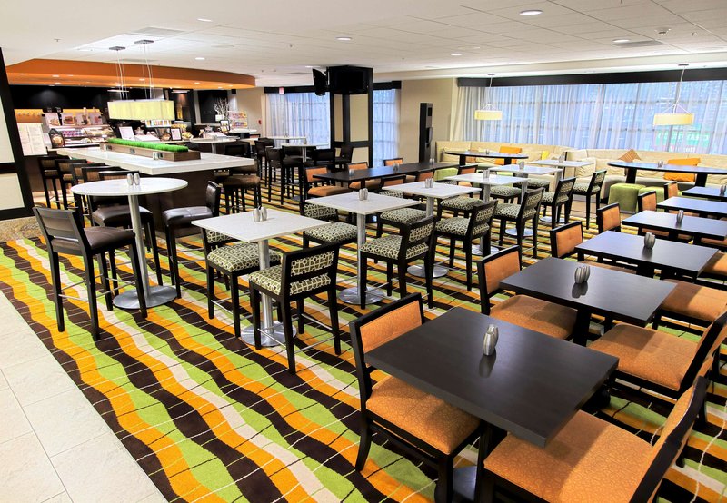 Courtyard by Marriott Los Angeles Old Pasadena - Pasadena, CA