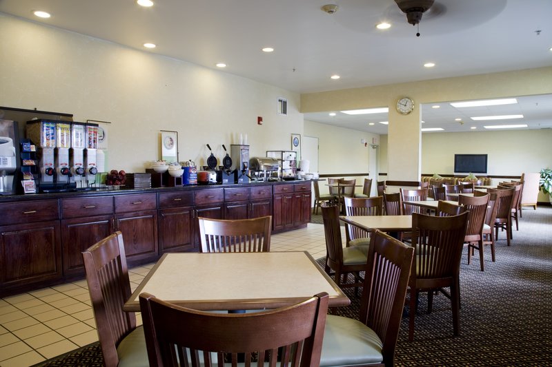 Country Inn & Suites Gurnee - Gurnee, IL