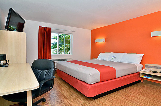 Motel 6 - Oceanside, CA