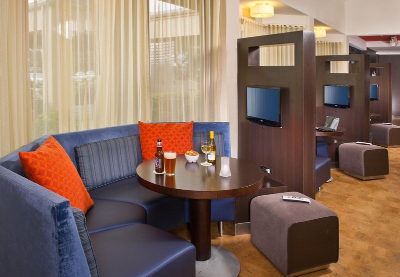 Courtyard By Marriott Mt. Laurel - Mount Laurel, NJ