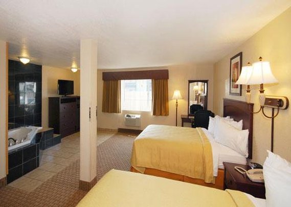 Quality Inn & Suites - Toppenish, WA