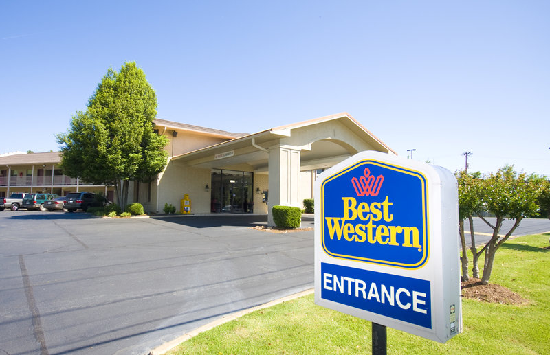 BEST WESTERN Benton Inn - Benton, AR