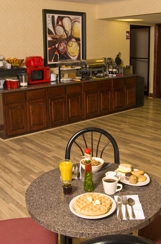 BEST WESTERN Benton Inn - Benton, AR