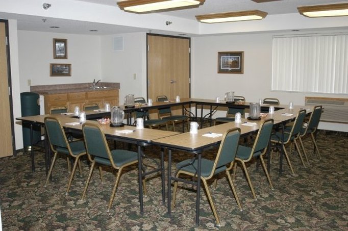 Americinn - North Branch, MN