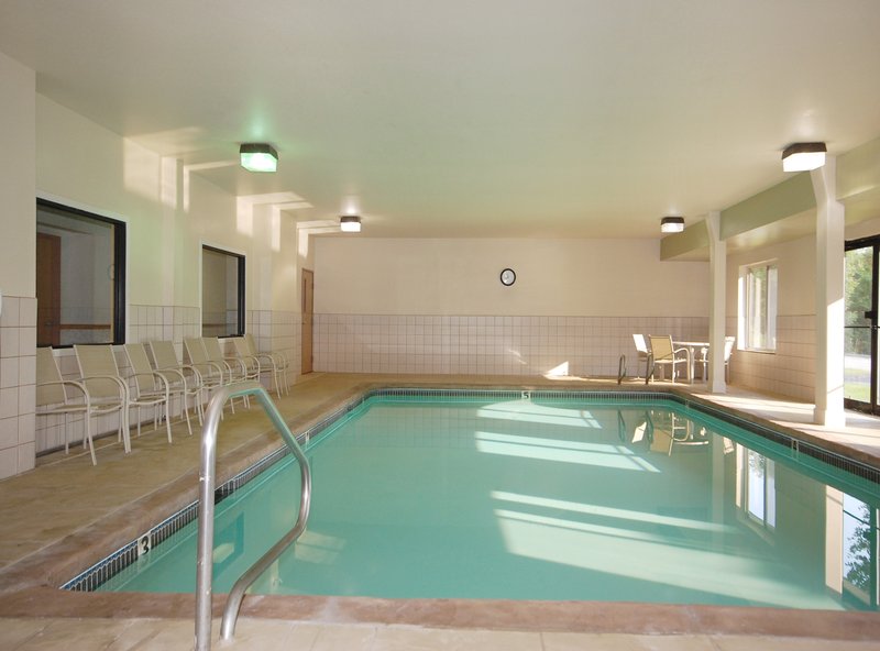 Best Western Sunapee Lake Lodge - Newbury, NH