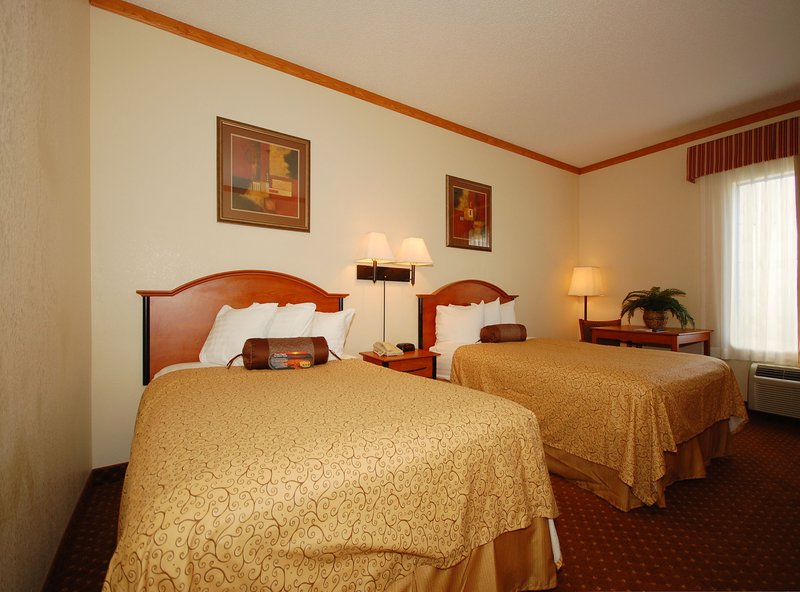 Baymont Inn & Suites Hinesville Fort Stewart Area - Hinesville, GA