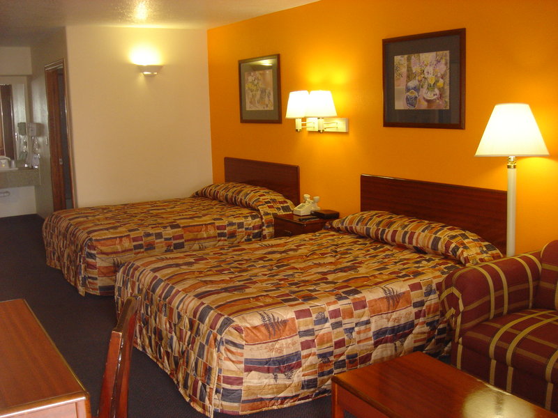Holiday Inn Express & Suites Raymondville - Raymondville, TX