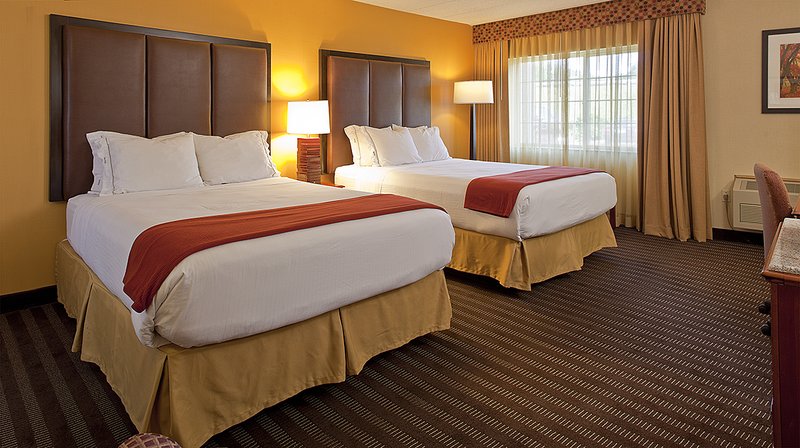 Holiday Inn Express SPRINGFIELD - Springfield, VT