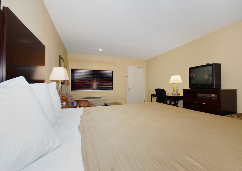 Best Western-Cedar Inn - Cedar Park, TX