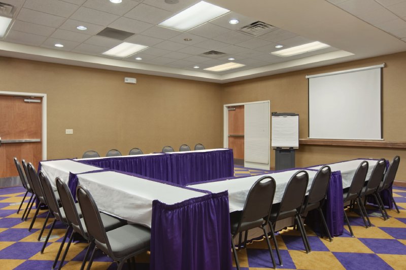 Homewood Suites By Hilton Cincinnati-Milford - Milford, OH
