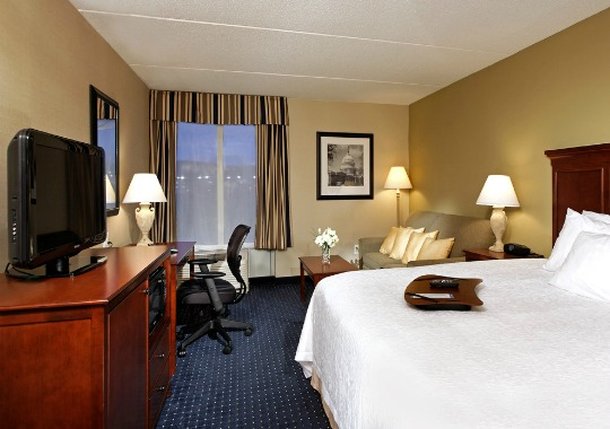 Hampton Inn Dulles/Cascades - Sterling, VA