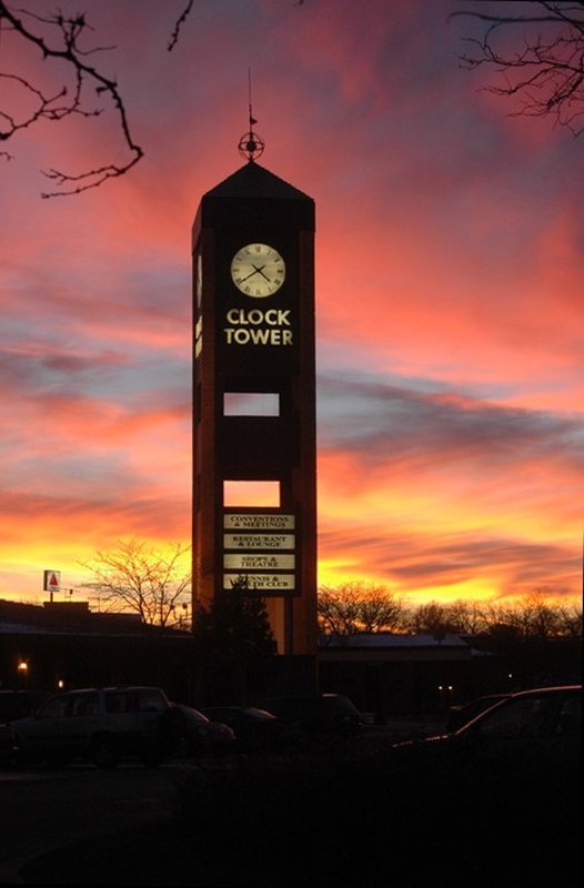 Clock Tower Resort And Conference Center - Rockford, IL