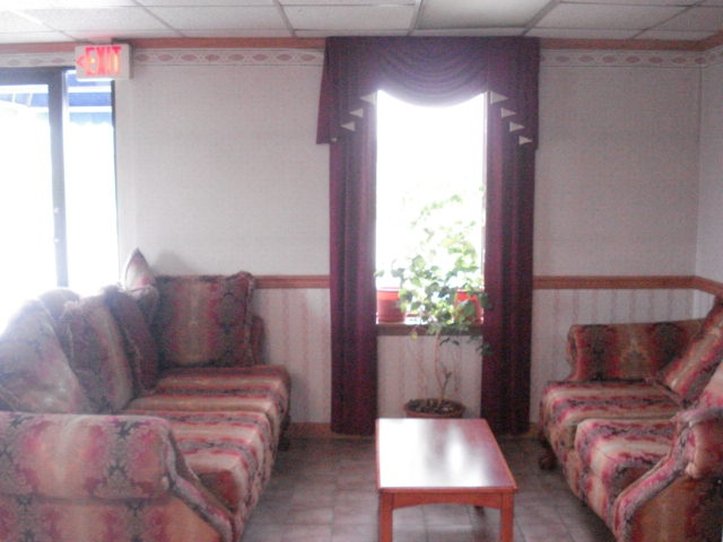 Knights Inn Hagerstown - Hagerstown, MD