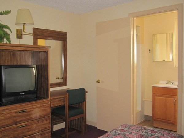 Swiss Cottage Inns - Niagara Falls, NY