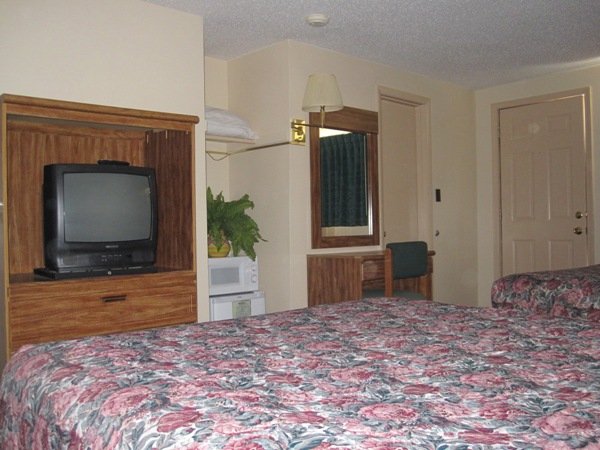 Swiss Cottage Inns - Niagara Falls, NY