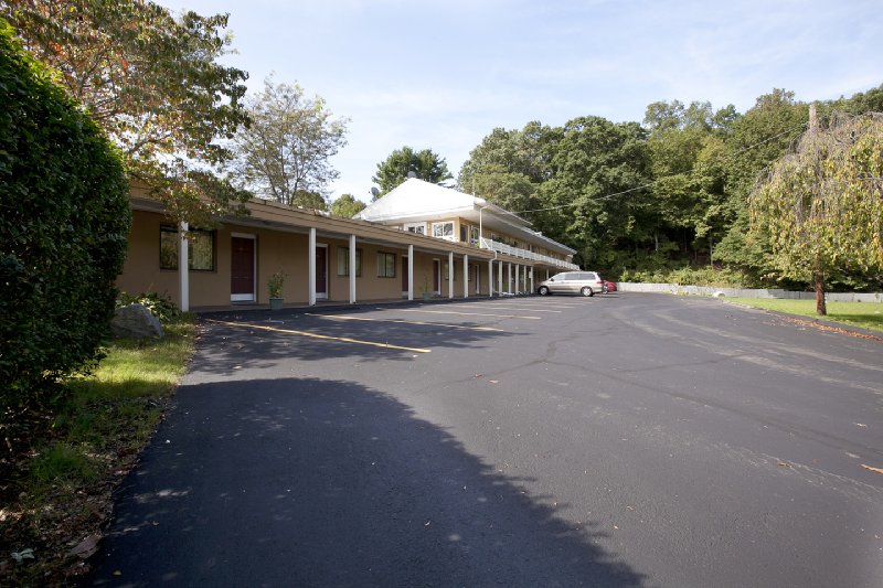 Americas Best Value Inn Holyoke Springfield - Holyoke, MA