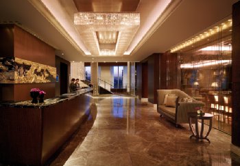 Shangri-La Hotel, Tokyo - Lobby