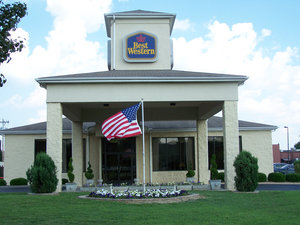 Best Western Inn & Suites Monroe
