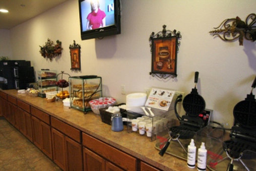 Expressway Suites - Fargo, ND