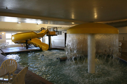 Expressway Suites - Fargo, ND
