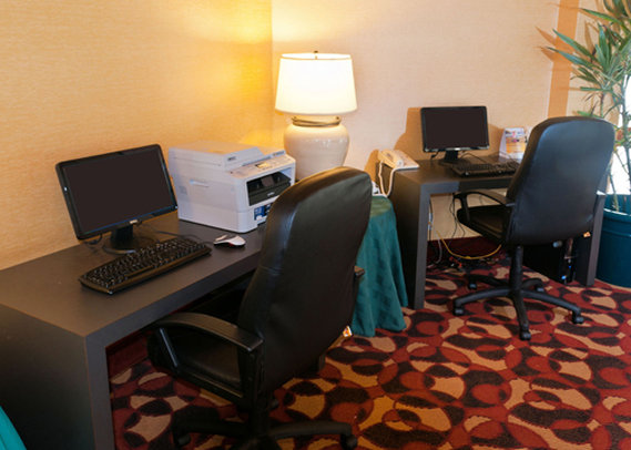 Clarion Inn & Suites Lafayette - Lafayette, IN