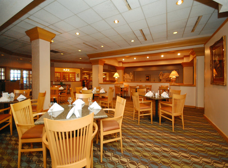 High Point Plaza Hotel - High Point, NC