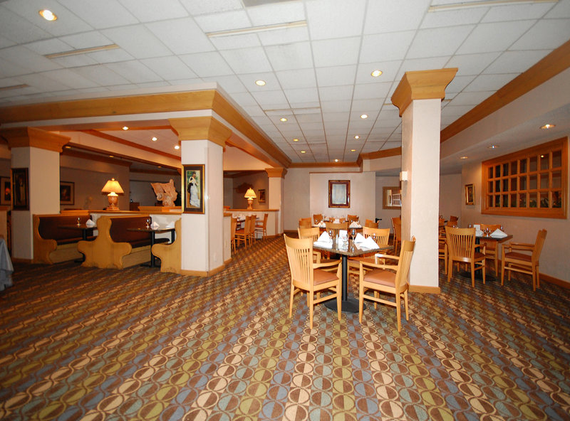 High Point Plaza Hotel - High Point, NC