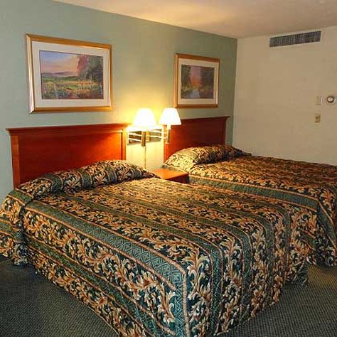 Highland Hotel & Convention - Great Bend, KS