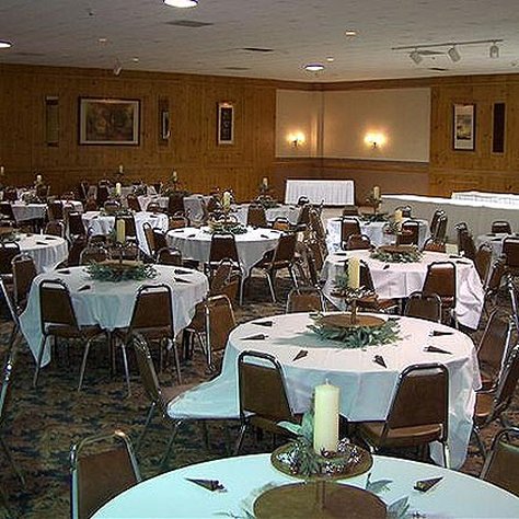 Highland Hotel & Convention - Great Bend, KS